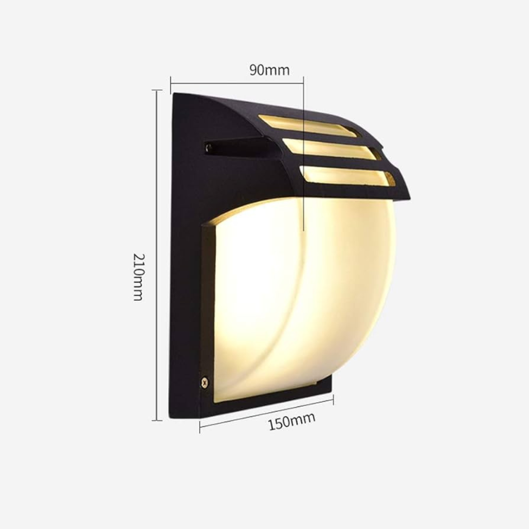 Outdoor wall light